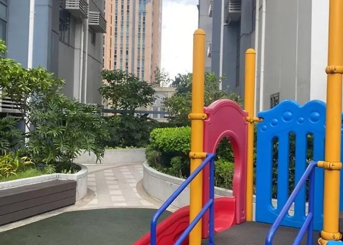 Mckinley Viceroy Haven With Free Indoor Parking